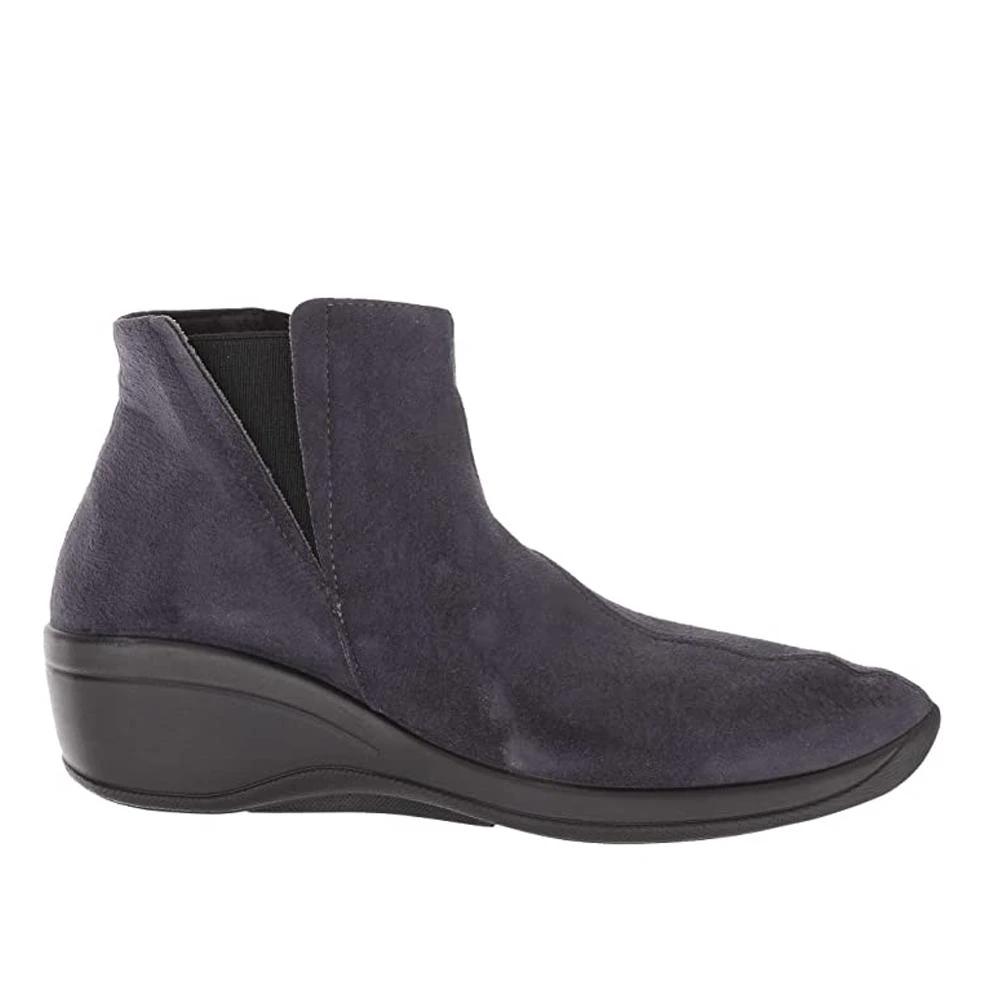 Luana 2 Luana - Image 2