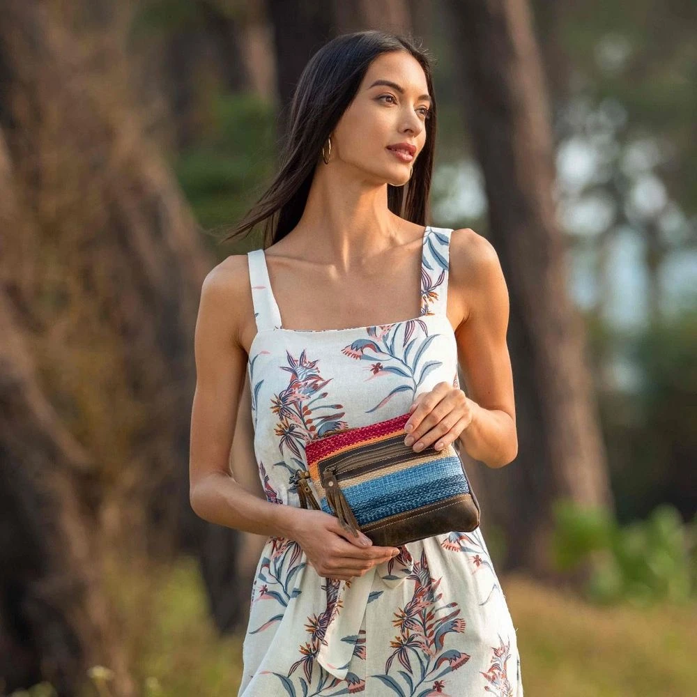 Fresh Look Pouch 2 Fresh Look Pouch - Image 2