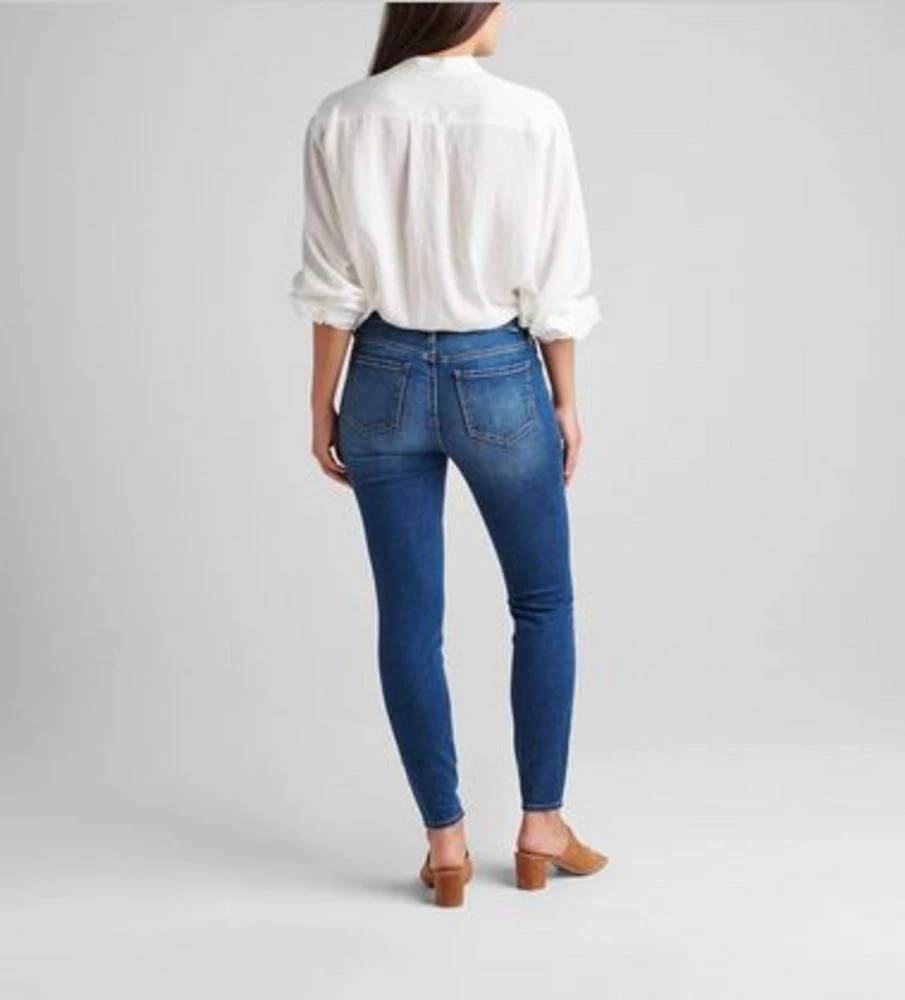 Cecilia 33 2 Cecilia 33 - Image 2