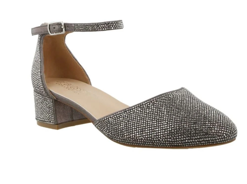 Hazel- 23 1 Hazel- 23